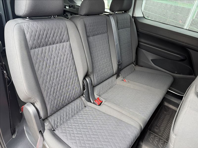 Volkswagen Caddy Maxi 2.0 TDI Life - fotka 18 z 21