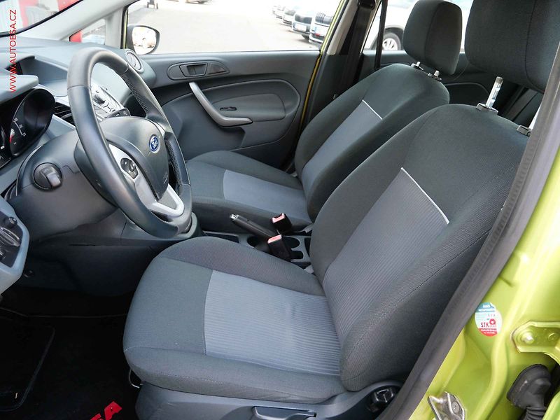 Ford Fiesta (2010) 1.25i, ČR, Trend, AC - fotka 9 z 15