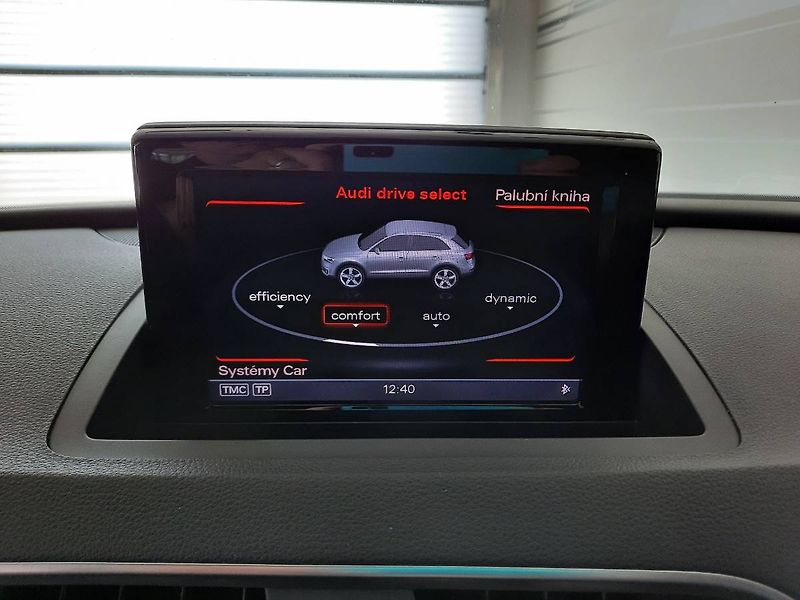 Audi Q3 (2018) 2.0 TDI quattro (135kW/184k) S - fotka 16 z 22
