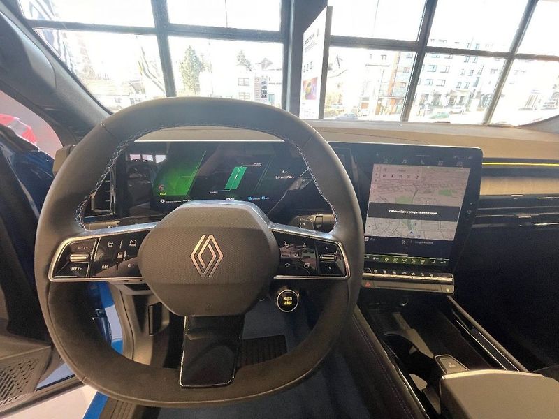 Renault Rafale esprit ALPINE hyper hybrid 300 - fotka 15 z 18