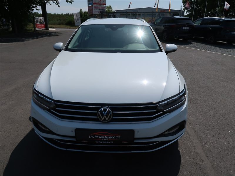 Volkswagen Passat 2,0 TDi,110kW,1majČR,Elegance - fotka 7 z 24