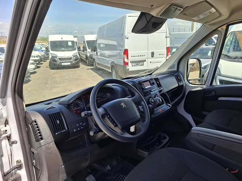 Peugeot Boxer FG 3300 L2H2 BHDi 140k M6 DEMO - fotka 13 z 19