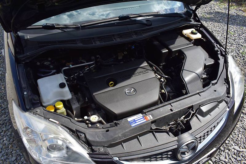 Mazda 5 2,0 MZR SPORT,7M,PO SERVISE! - fotka 18 z 18