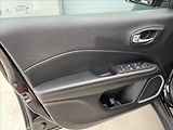 Jeep Compass 1,4 MultiAir AT9 Limited ČR.4x - náhled 19