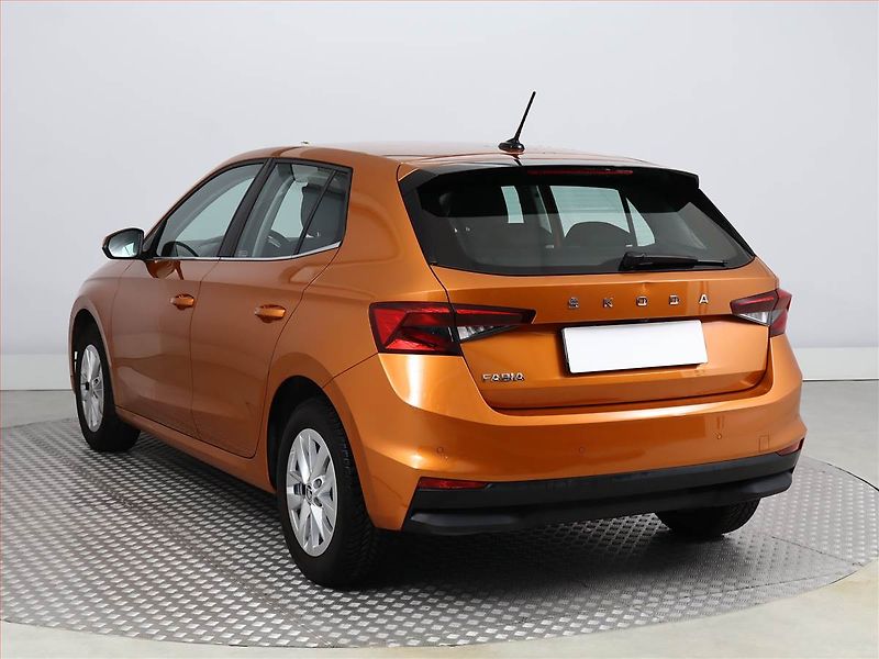 Škoda Fabia (2022) 1.0 TSI, Automat, Serv.kniha - fotka 4 z 19