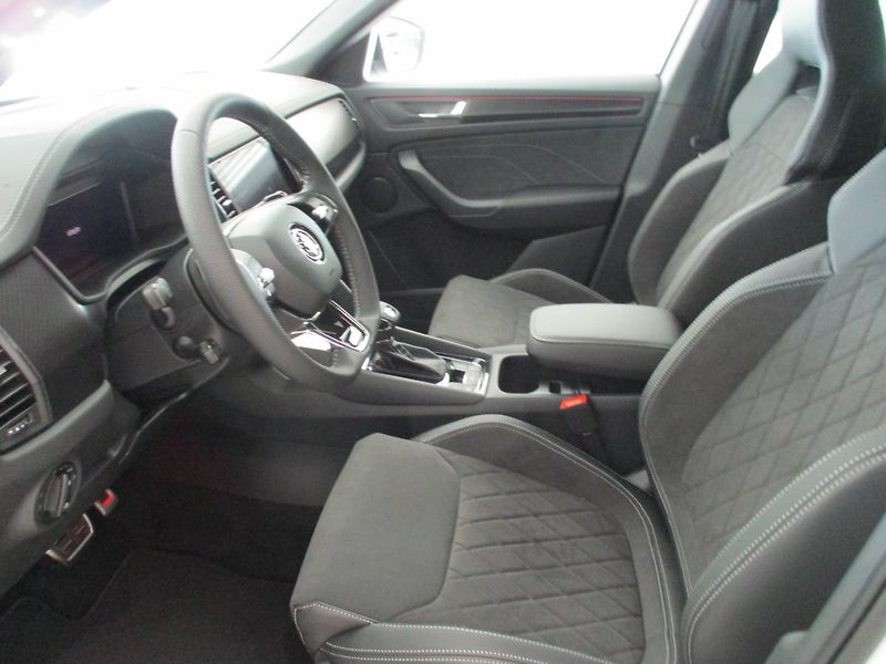 Škoda Kodiaq Sportline 2,0TDI/147kW 4x4 DSG - fotka 3 z 14