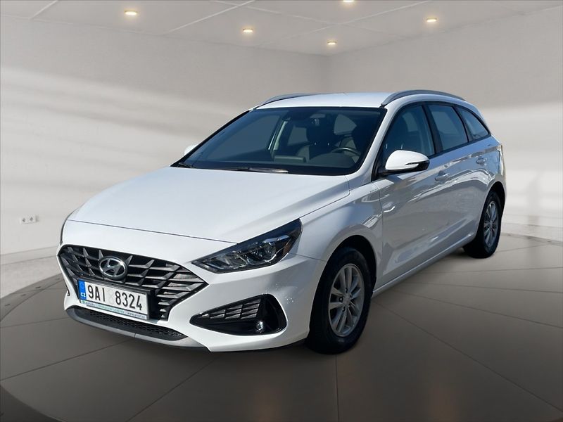 Hyundai i30 1,5 i CVVT Comfort kombi 5d - fotka 3 z 11