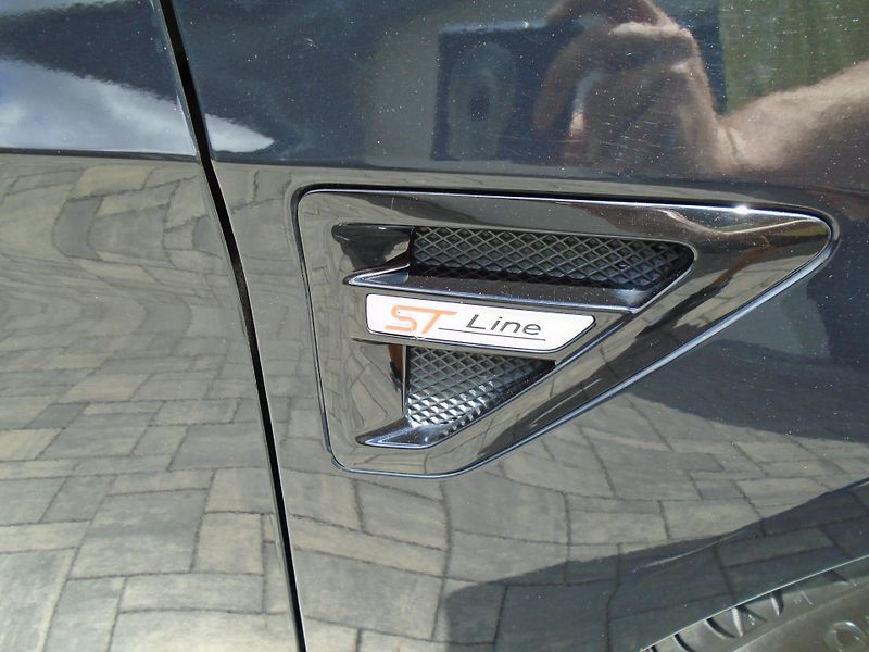 Ford S-MAX 2.0EcoBlue140kW 8AT ST-Line 7m - fotka 13 z 48