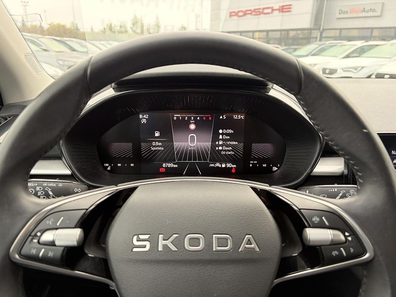 Škoda Fabia 1.0TSi 70kW Selection - fotka 23 z 23