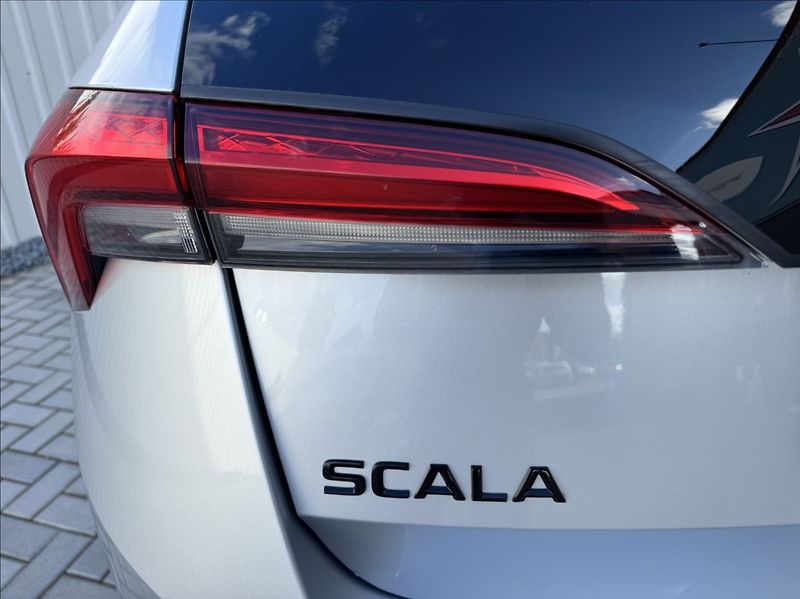 Škoda Scala 1,5 TSI DSG Monte Carlo DPH ČR - fotka 16 z 50