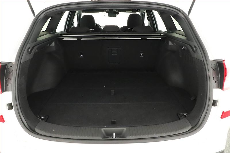 Hyundai i30 (2025) 1.5 T-GDI MHEV 48V, N Line - fotka 19 z 20