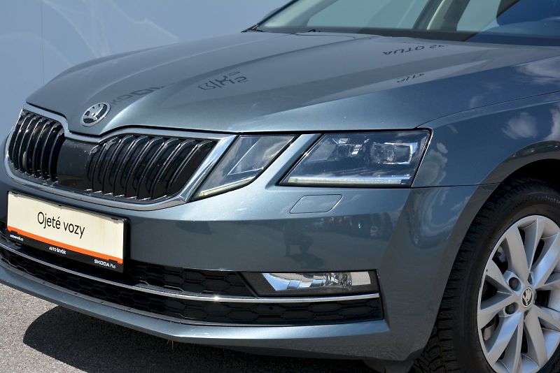 Škoda Octavia (2018) Combi 2.0 TDI 110 kW Style - fotka 10 z 26
