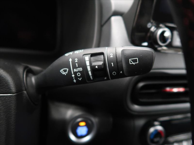Hyundai Kona 1,6 145 kW N-line 1.majitel - fotka 22 z 35