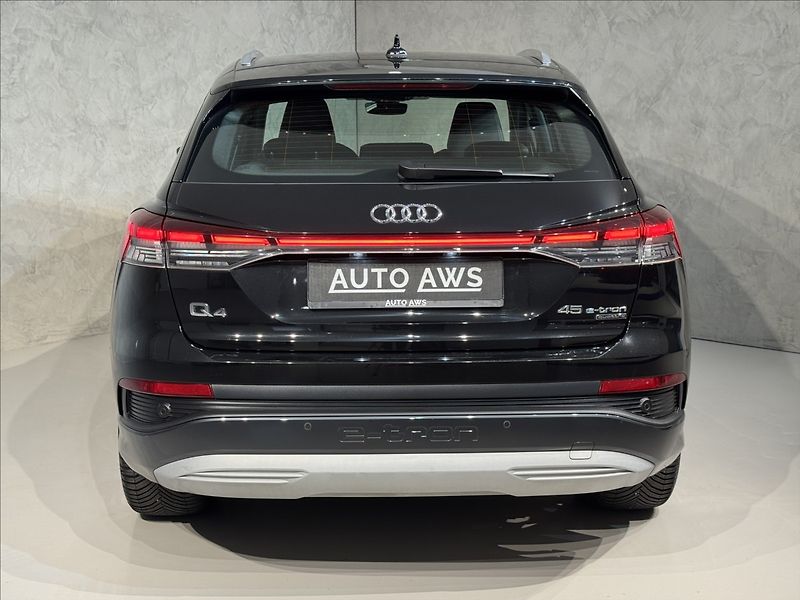 Audi Q4 e-tron 45 Quattro 195kW LED Matrix - fotka 10 z 49
