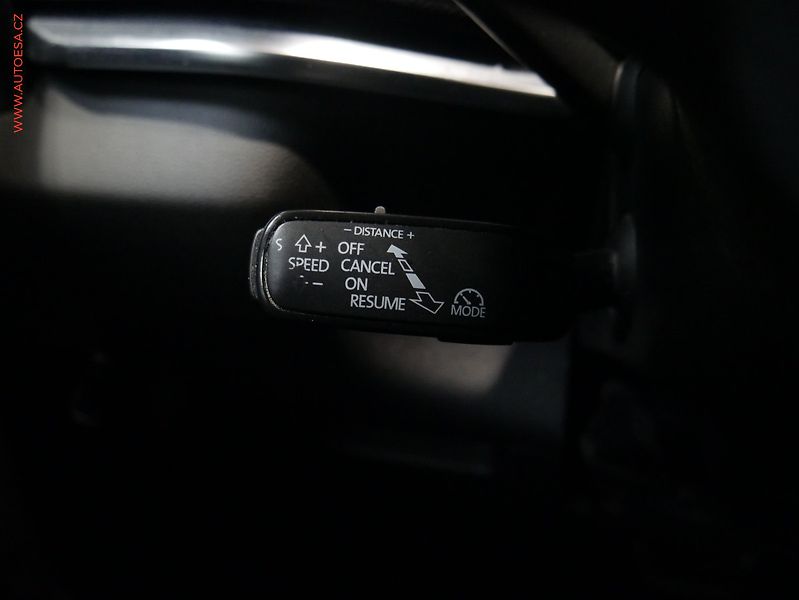Škoda Karoq (2017) 2.0 TDi 4x4, ČR, Style Plus - fotka 15 z 23