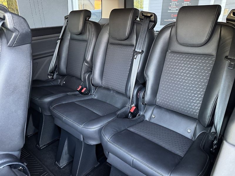 Ford Tourneo Custom (2022) 2.0EcoBlue Xenony Navi Kamera - fotka 25 z 49