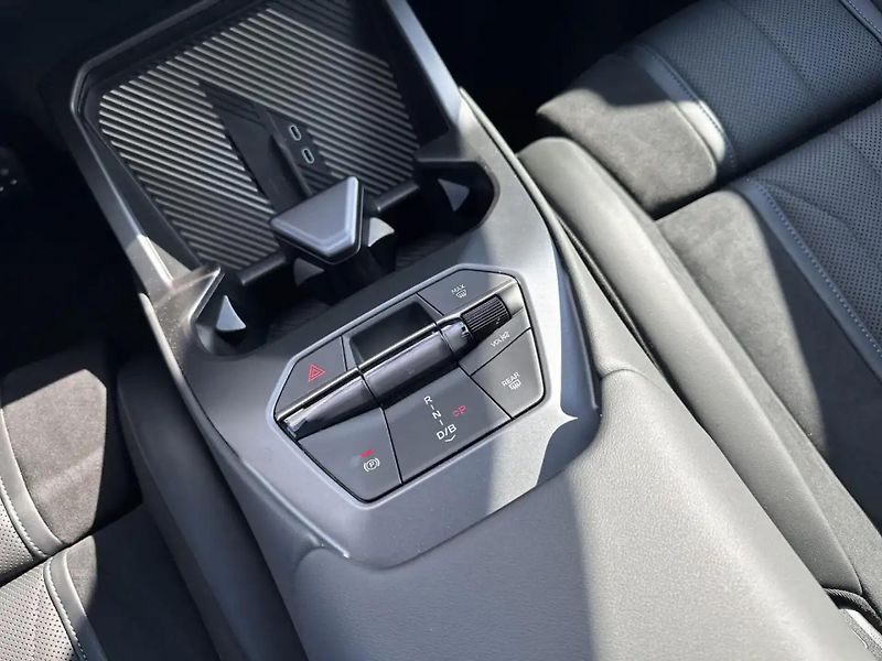 BMW iX3 50 xDrive M-Sport Pro HuD Pano - fotka 7 z 7