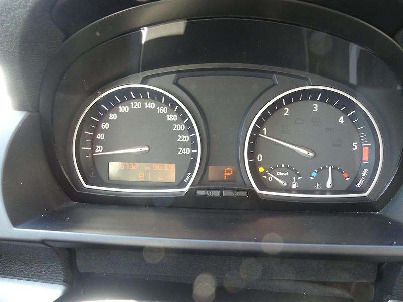 BMW X3 (2008) 2,0 d X-drive - fotka 13 z 20