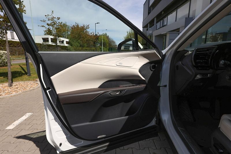 Lexus RX 350h 350H 2,5 HEV LUXURY, TAŽNÉ ZAŘ - fotka 8 z 29