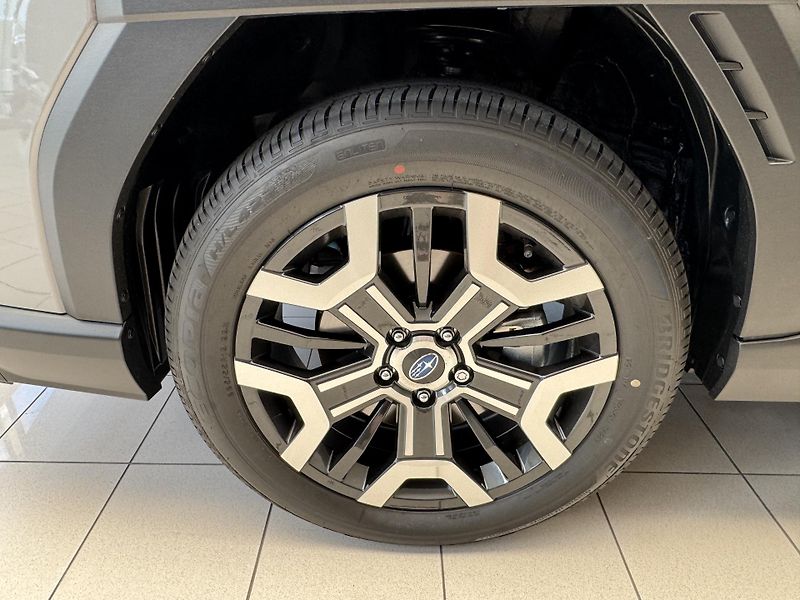Subaru Outback 2,4T Premier XT - fotka 57 z 58
