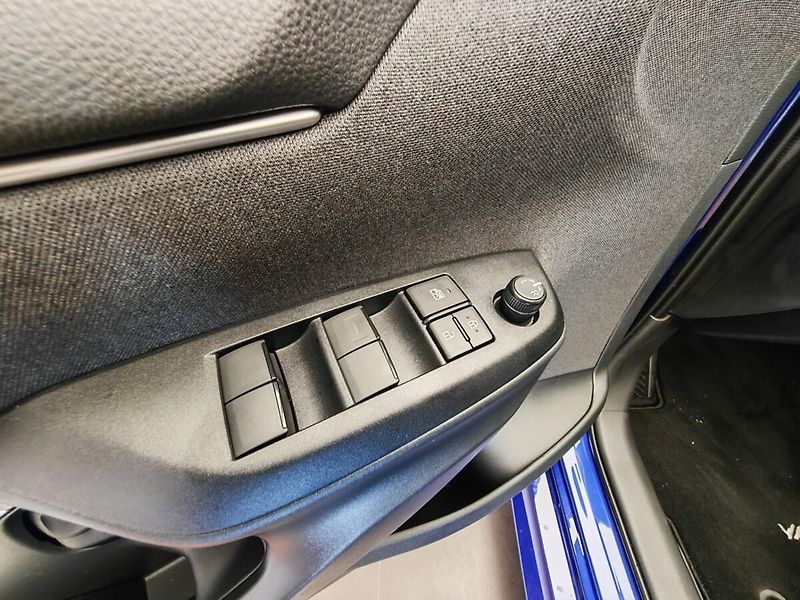 Toyota Yaris 1.5 Hybrid Comfort - fotka 10 z 29