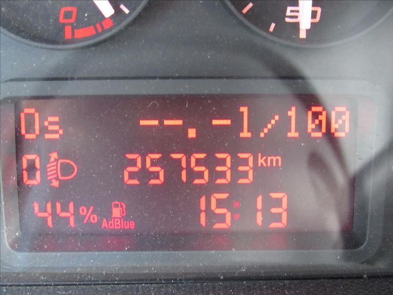 Iveco Daily 2,3 L4H4 115kW Maxi  35S16 - fotka 13 z 32