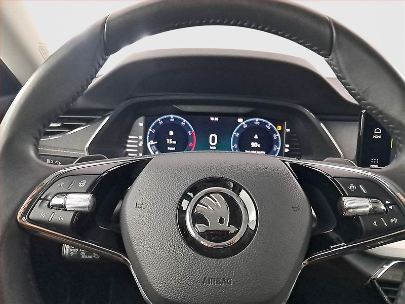Škoda Octavia (2022) 1.5 TSI - fotka 17 z 19