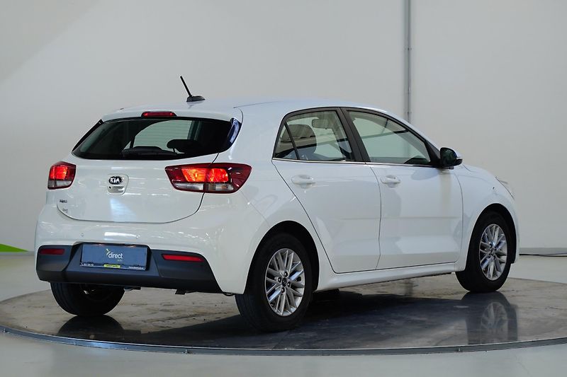 Kia Rio - fotka 2 z 26