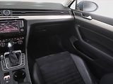 Volkswagen Passat (2016) 2.0 TDI, 4X4, Automat, Kůže - náhled 8