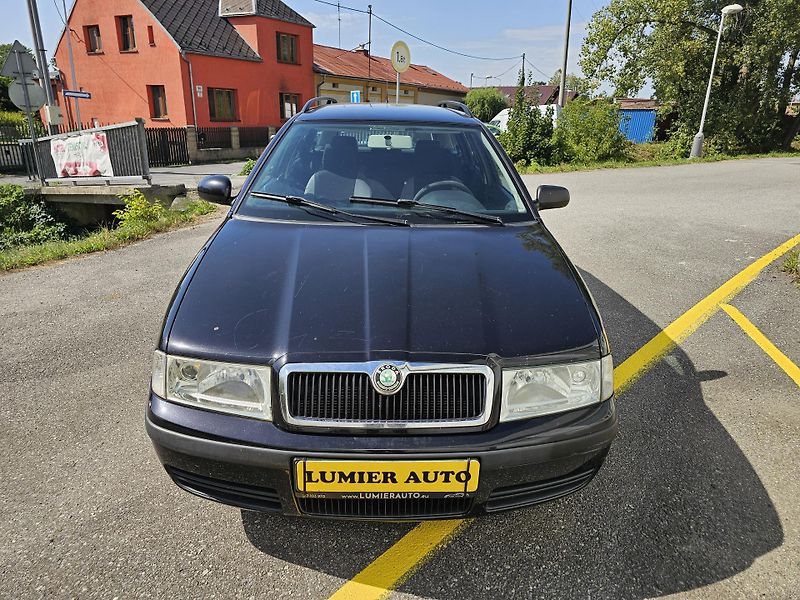 Škoda Octavia (2009) 1.9TDI TOUR TAŽNÉ KLIMA - fotka 8 z 20