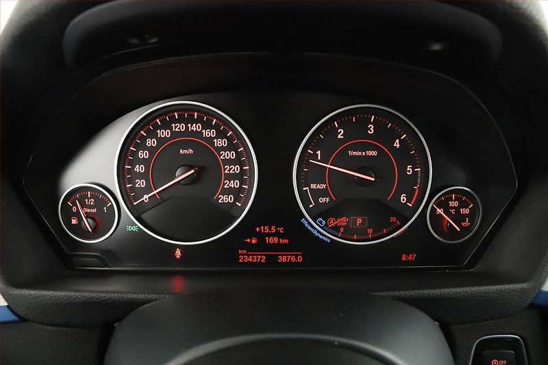 BMW Řada 4 (2017) 420d xDrive, 4X4, Automat - fotka 9 z 15
