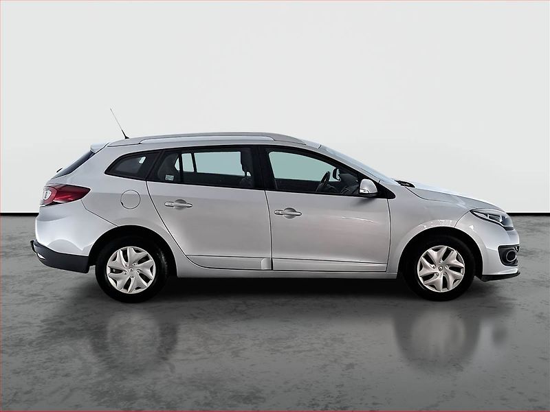 Renault Mégane (2014) Confort 1.6 16V, ČR,1.maj - fotka 6 z 16