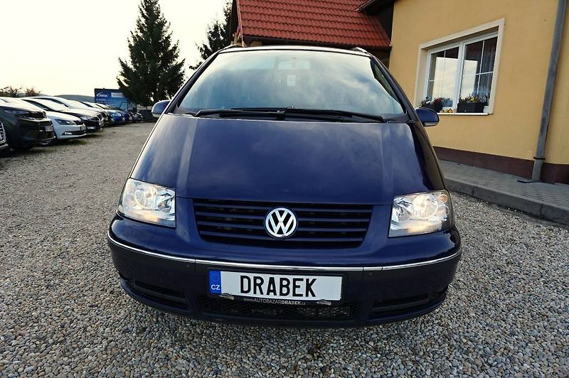 Volkswagen Sharan (2007) 2,0 TDI 103 kW - fotka 10 z 43