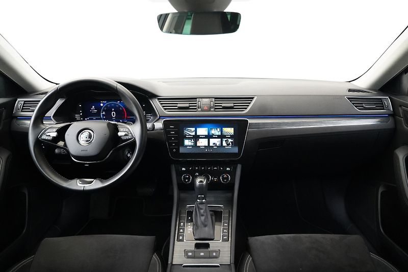 Škoda Superb - fotka 5 z 30