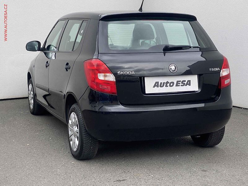 Škoda Fabia (2014) 1.2 TSi, Active, AC - fotka 6 z 14