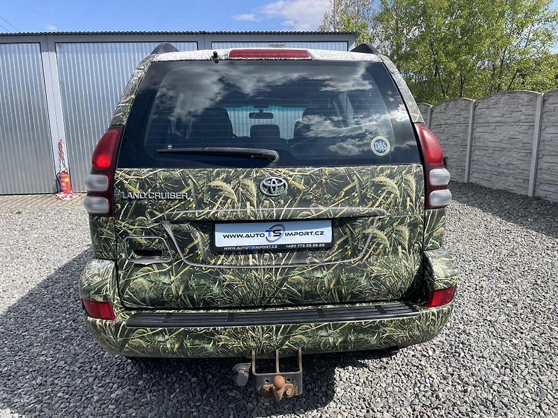Toyota Land Cruiser 3.0TD 4x4 170PS AUT VÝBAVA !!! - fotka 15 z 180