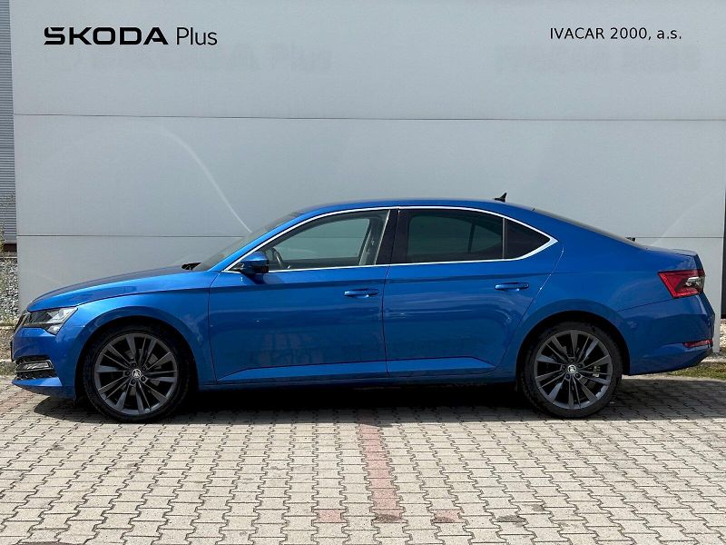 Škoda Superb (2019) 2.0 TDI 110 kW DSG Style Plus - fotka 3 z 26