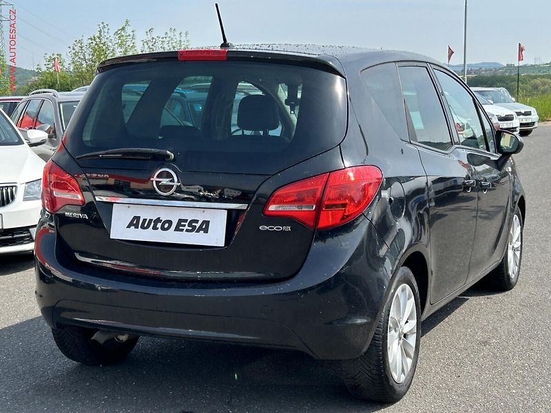 Opel Meriva (2012) 1.7CDTI, AC, výhřev sed - fotka 4 z 15
