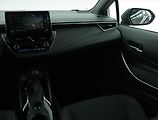 Toyota Corolla (2022) 1.8 Hybrid - náhled 8