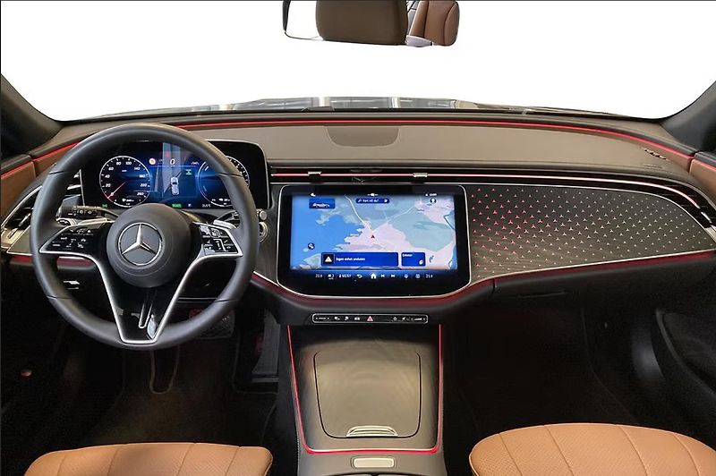 Mercedes-Benz Třídy E 300d e AllTerrain Béžová kůže - fotka 8 z 19