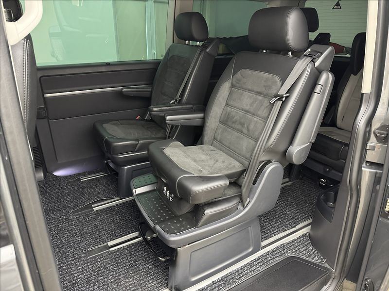 Volkswagen Multivan 2,0 166kW DSG 4X4 TZ ABT NZTOP - fotka 32 z 41
