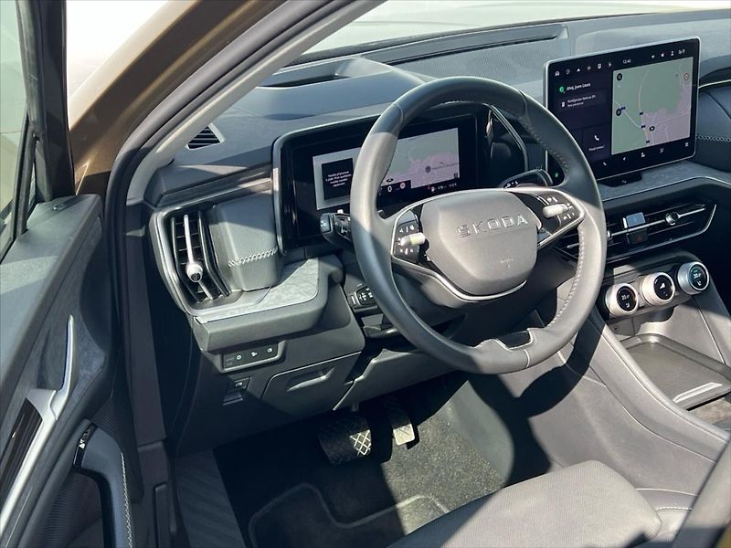 Škoda Kodiaq 2,0 TDi 142kW 7DSG 4x4 EXCLUSI - fotka 5 z 42