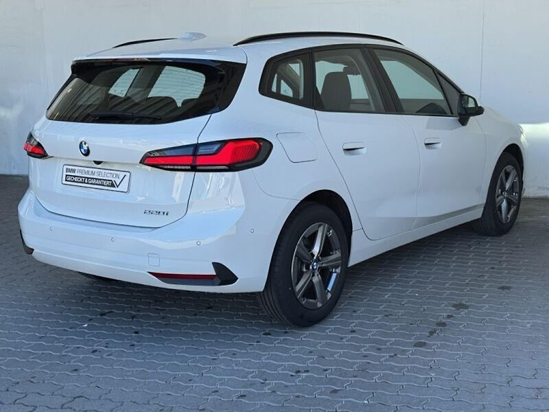 BMW Řada 2 220 Active Tourer HuD 360 ACC - fotka 3 z 10