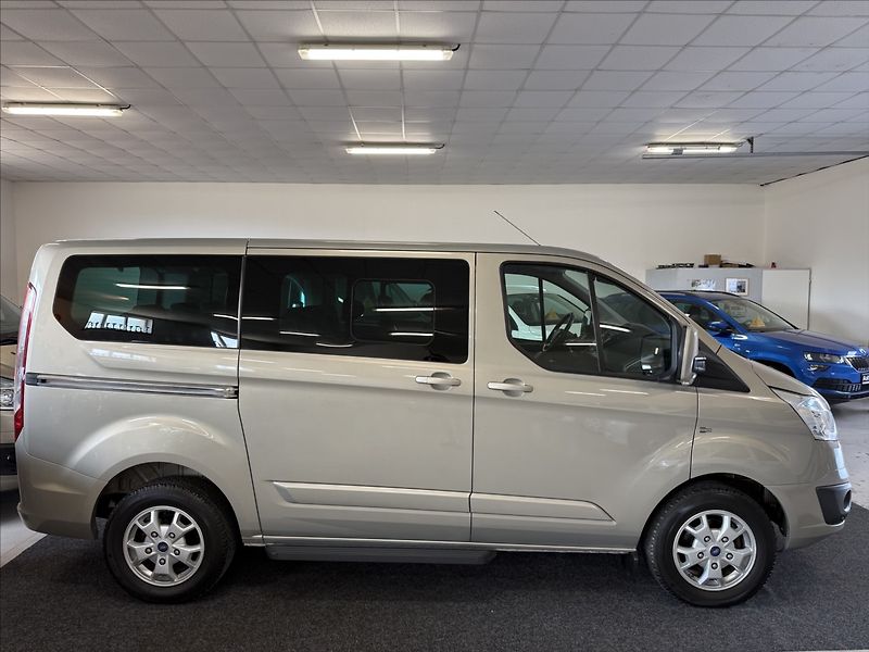 Ford Tourneo Custom 2,2 Titanium 113tkm! 1maj. - fotka 4 z 31