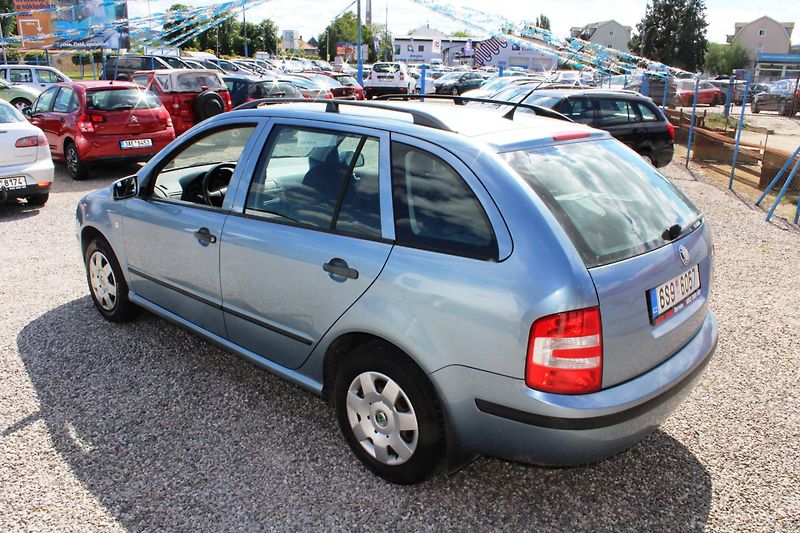 Škoda Fabia (2007) 1,2i EL.OKNA SERVO ABS  - fotka 5 z 16