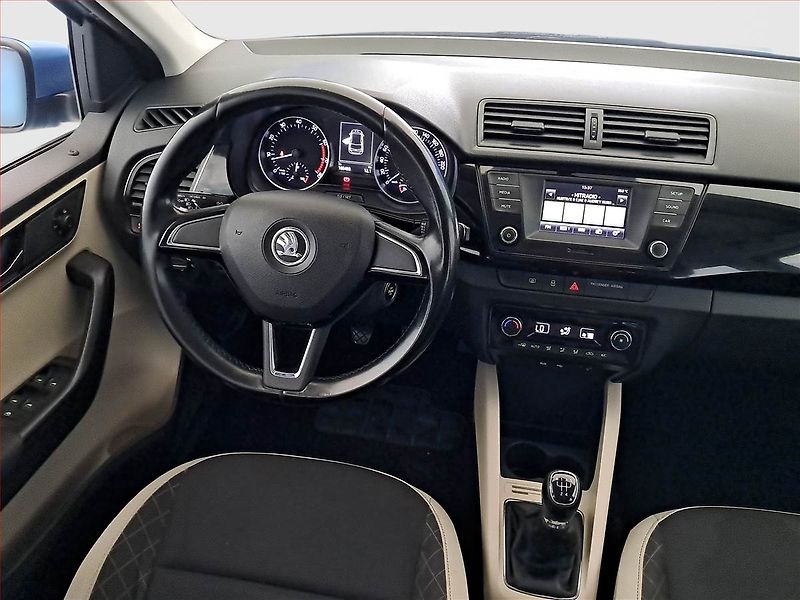 Škoda Fabia (2015) 1.2 TSI, ČR,1.maj - fotka 7 z 15
