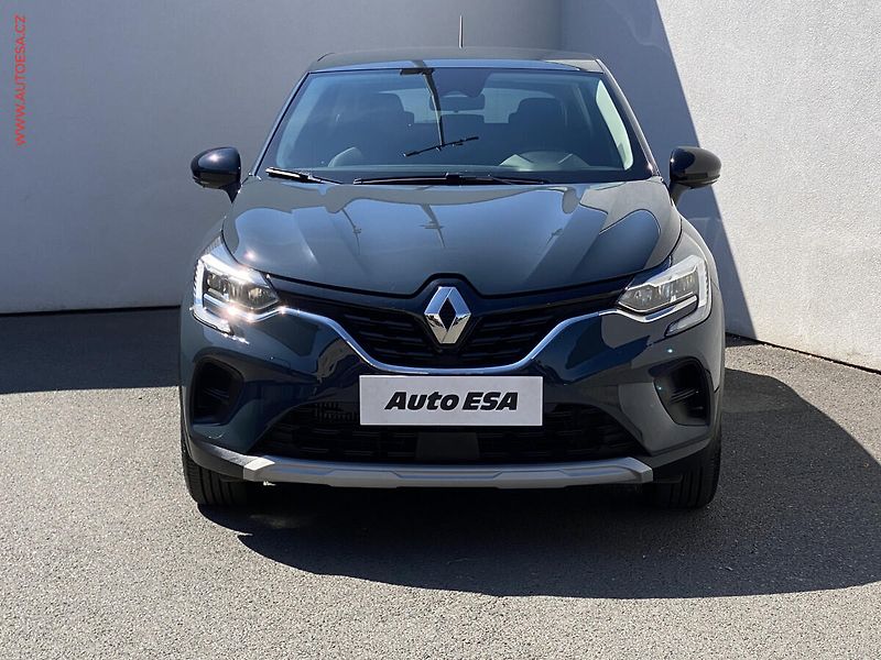 Renault Captur (2024) 1.0 TCe, 1.maj,ČR, Equilibre - fotka 2 z 18