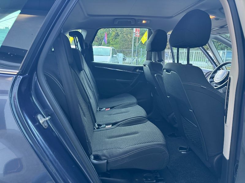 Citroën C4 Picasso (2013) 2.0 HDi - fotka 13 z 24
