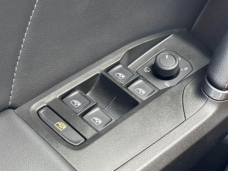 Cupra Formentor (2023) 1.5 TSI DSG - fotka 16 z 27
