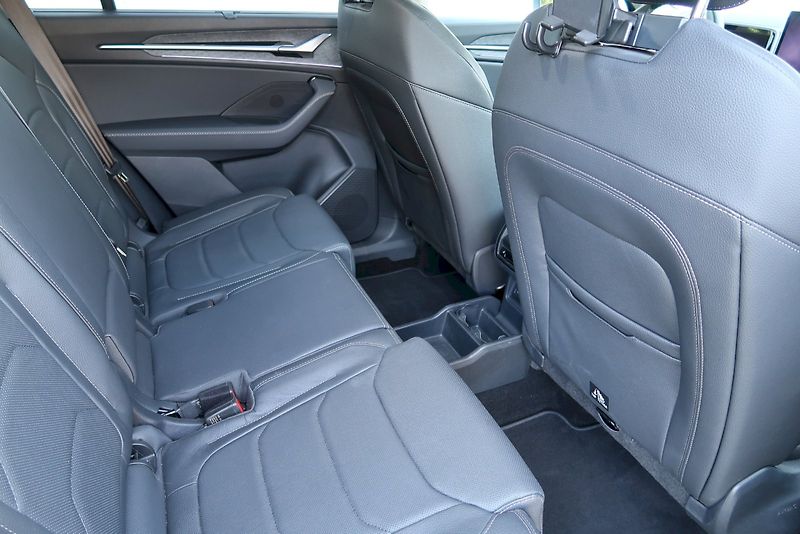 Škoda Kodiaq (2024) Exclusive Selection 2.0 TDI 4x - fotka 25 z 28
